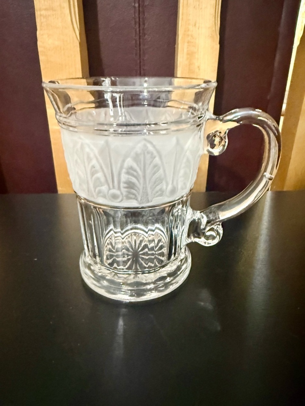 😸Vintage Crystal Clear Industries Athens Mugs (2) Frosted Acanthus Leaf - Japan